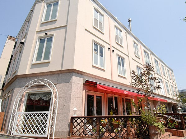 レーブドゥシェフ名谷本店